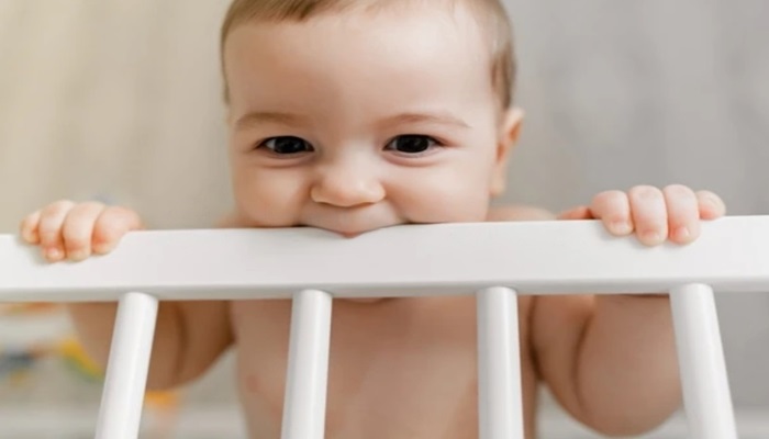 when do babies start teething